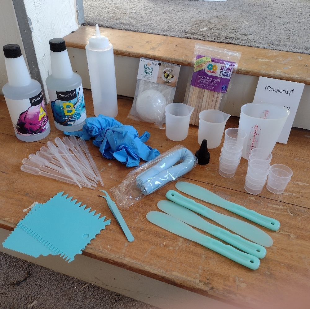 Resin kit